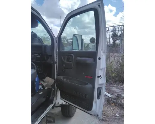 GMC C5500 2003-2010 DOOR ASSEMBLY, FRONT