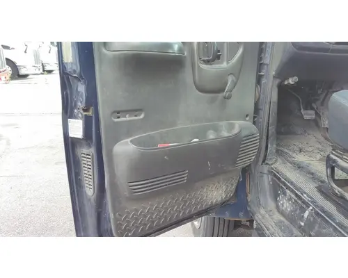 GMC C5500 2003-2010 DOOR ASSEMBLY, FRONT