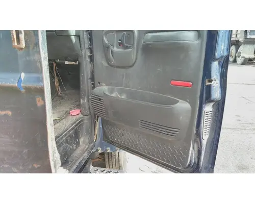 GMC C5500 2003-2010 DOOR ASSEMBLY, FRONT