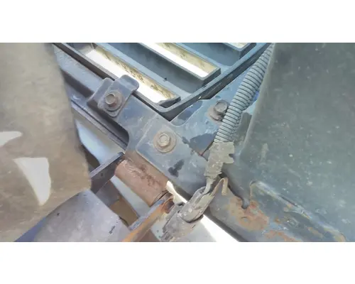 GMC C5500 2003-2010 HOOD