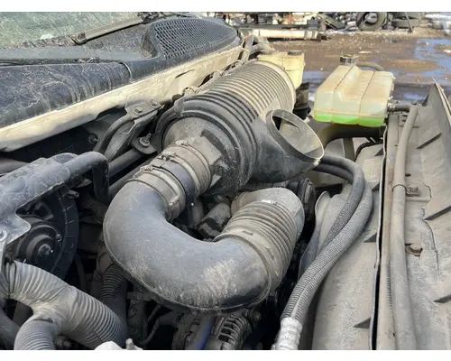 GMC C5500 Air Cleaner