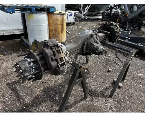 GMC C5500 Axle Assembly, Rear