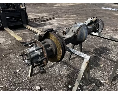GMC C5500 Axle Assembly, Rear