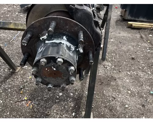 GMC C5500 Axle Assembly, Rear