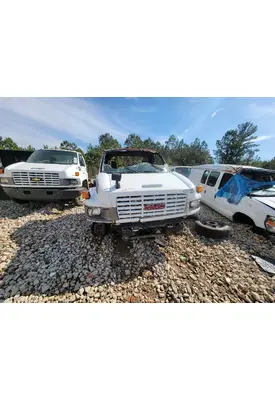 GMC C5500 Axle Assy, Fr (4WD)
