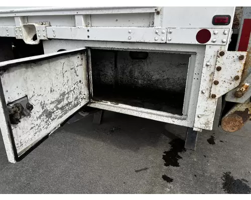 GMC C5500 Box  Bed