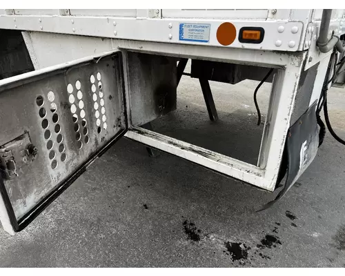 GMC C5500 Box  Bed