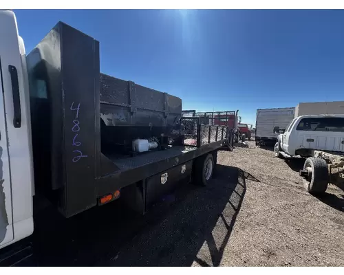 GMC C5500 Box  Bed