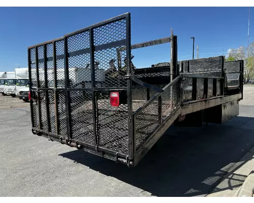 GMC C5500 Box  Bed
