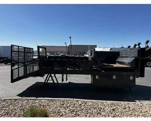 GMC C5500 Box  Bed