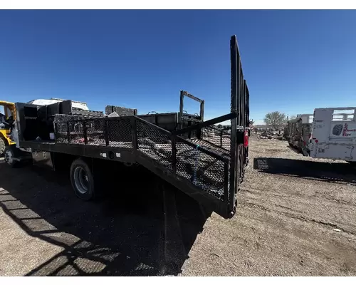 GMC C5500 Box  Bed