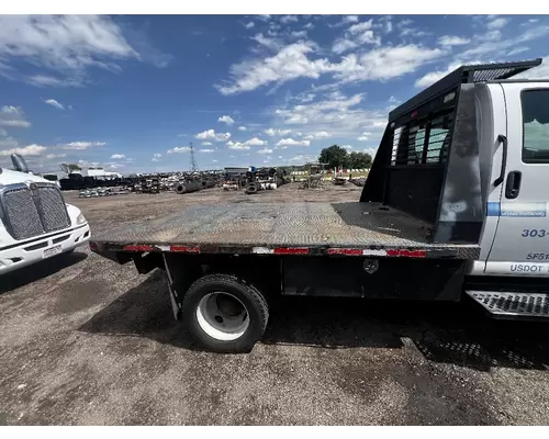 GMC C5500 Box  Bed