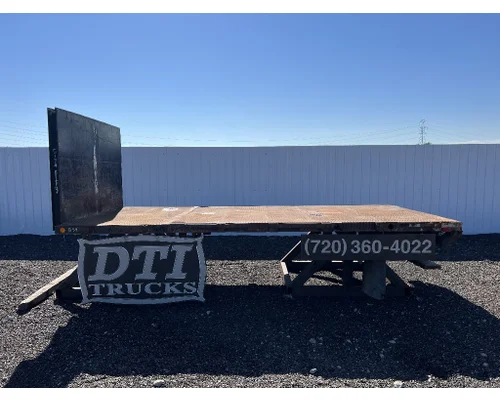 GMC C5500 Box  Bed