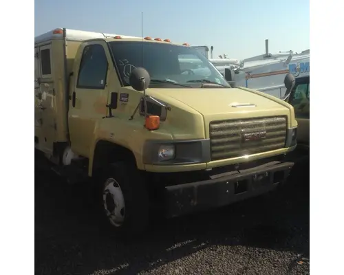 GMC C5500 Bumper Assembly, Front