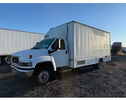 GMC C5500 Bumper Assembly, Front