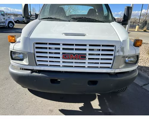 GMC C5500 Bumper Assembly, Front