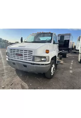 GMC C5500 Bumper Assembly, Front