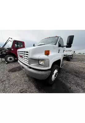 GMC C5500 Bumper Assembly, Front