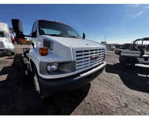 GMC C5500 Bumper Assembly, Front