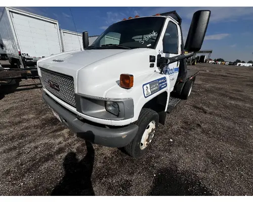 GMC C5500 Bumper Assembly, Front