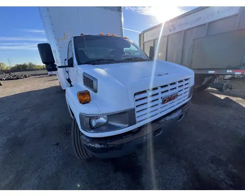 GMC C5500 Bumper Assembly, Front