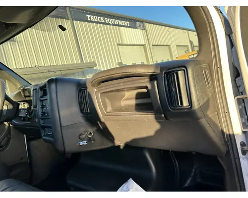 GMC C5500 Cab