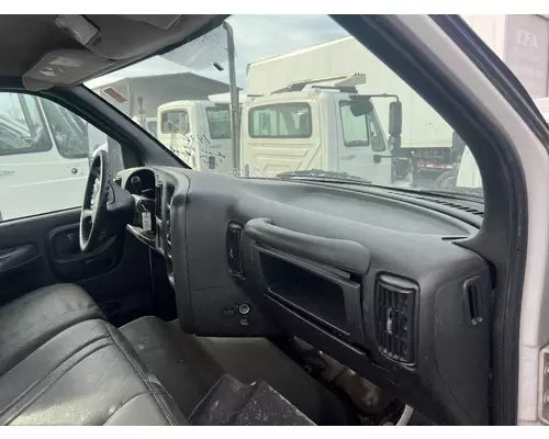 GMC C5500 Cab