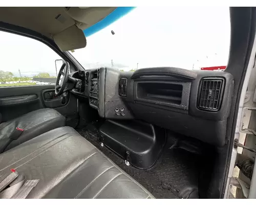 GMC C5500 Cab