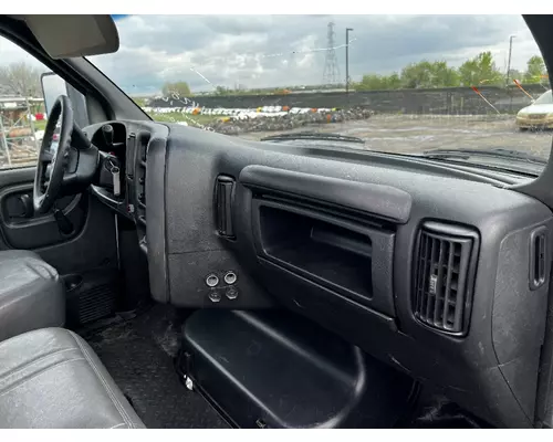 GMC C5500 Cab