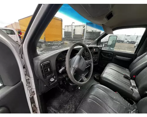 GMC C5500 Cab