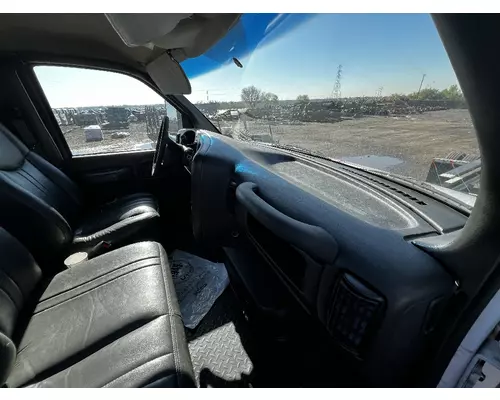 GMC C5500 Cab