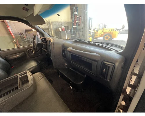 GMC C5500 Cab