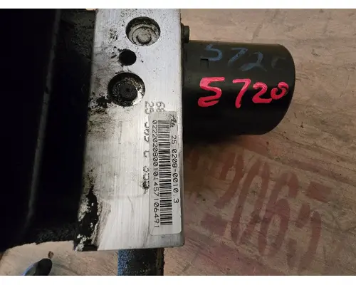 GMC C5500 ECM (Brake & ABS)