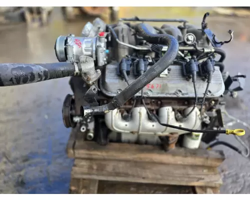 GMC C5500 Engine Assembly