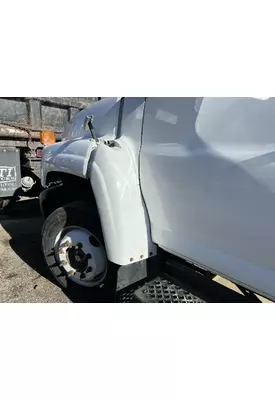 GMC C5500 Fender Extension