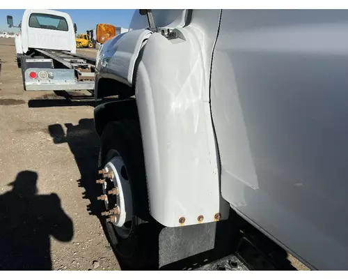 GMC C5500 Fender Extension