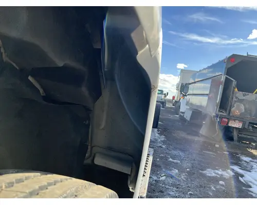 GMC C5500 Fender Extension