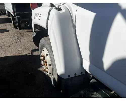 GMC C5500 Fender Extension