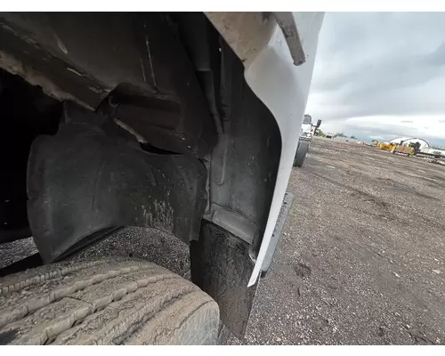 GMC C5500 Fender Extension
