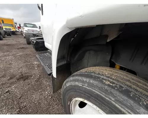 GMC C5500 Fender Extension