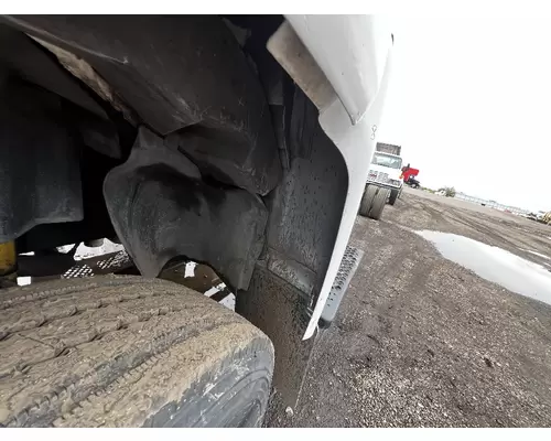 GMC C5500 Fender Extension