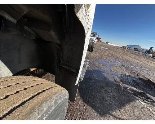 GMC C5500 Fender Extension