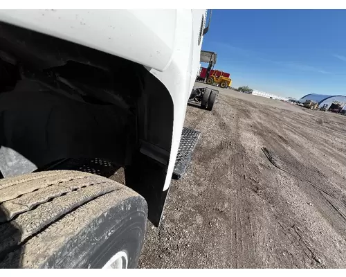 GMC C5500 Fender Extension