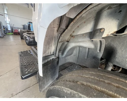 GMC C5500 Fender Extension
