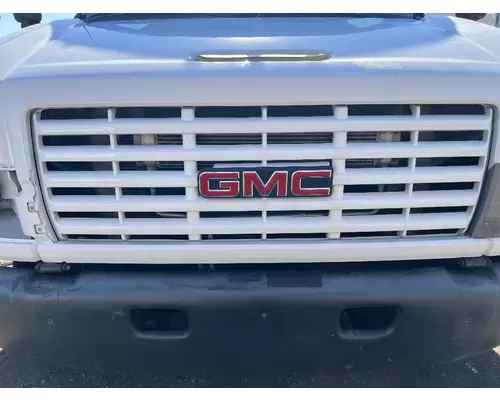 GMC C5500 Grille