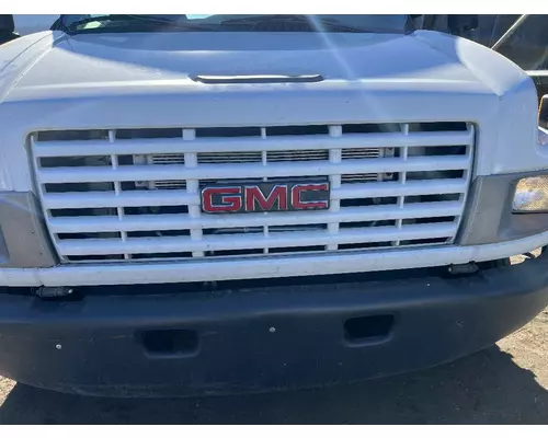 GMC C5500 Grille