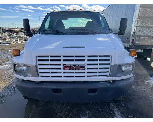 GMC C5500 Grille