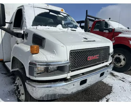 GMC C5500 Grille