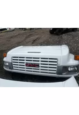 GMC C5500 Grille