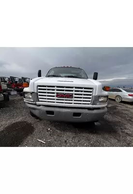 GMC C5500 Grille